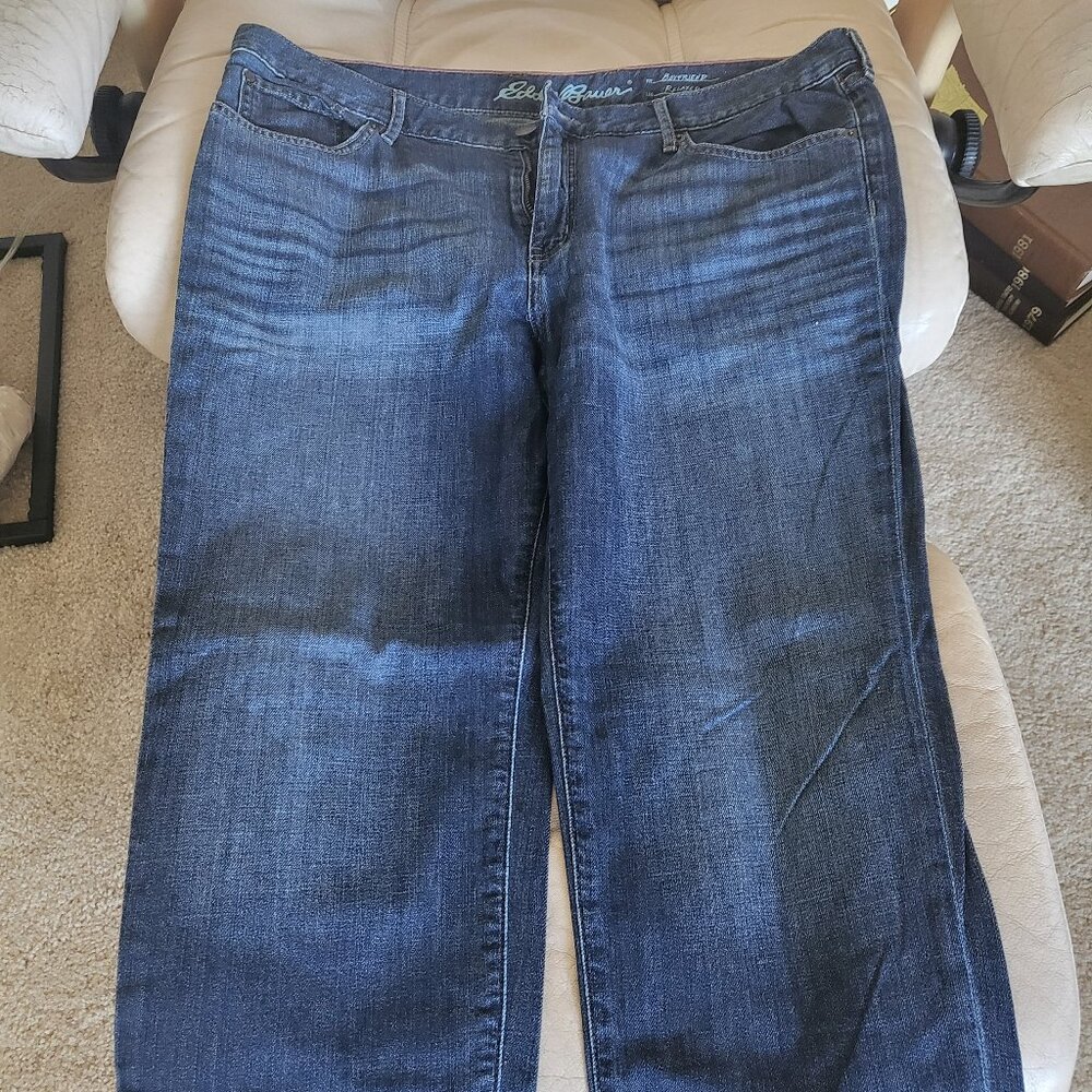 Eddie Bauer Relaxed Fit Boyfriend Jeans in dark blue denim size 14P,